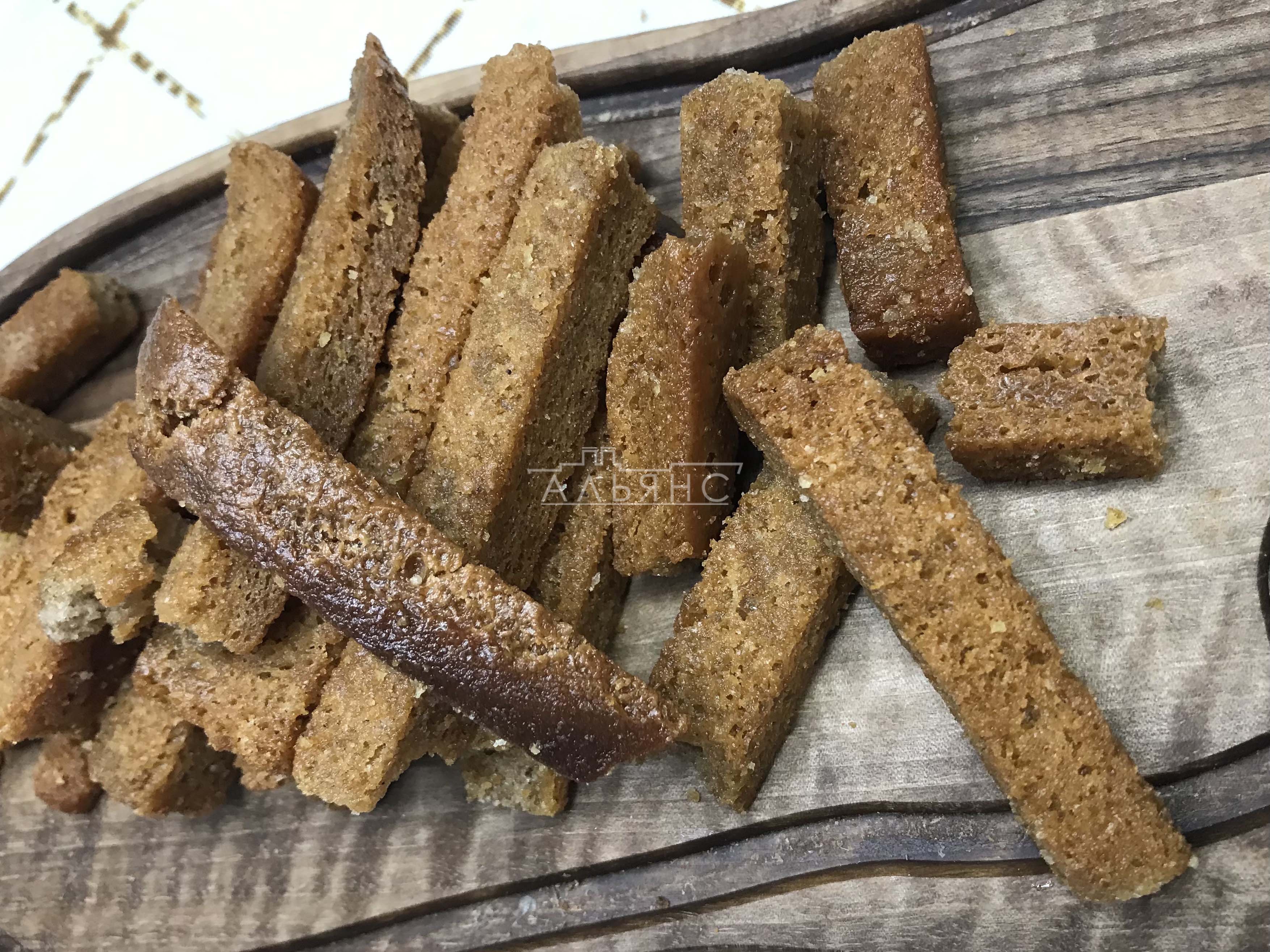 Деревенские гренки с чесноком в Ульяновске