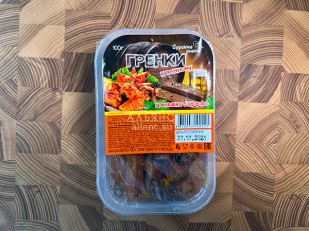 Мясо (АЛЬЯНС) вяленое утка гриль (500гр): Сурские гренки Крылышки баффало (100 гр)