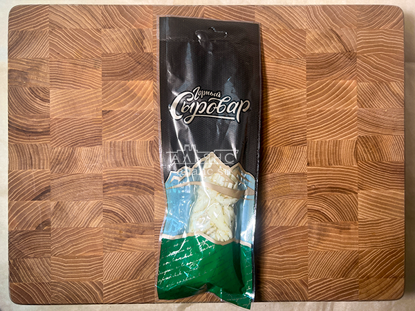 Сыр 100 гр ГОРНЫЙ СЫРОВАР (Косичка с укропом и чесноком) в Ульяновске