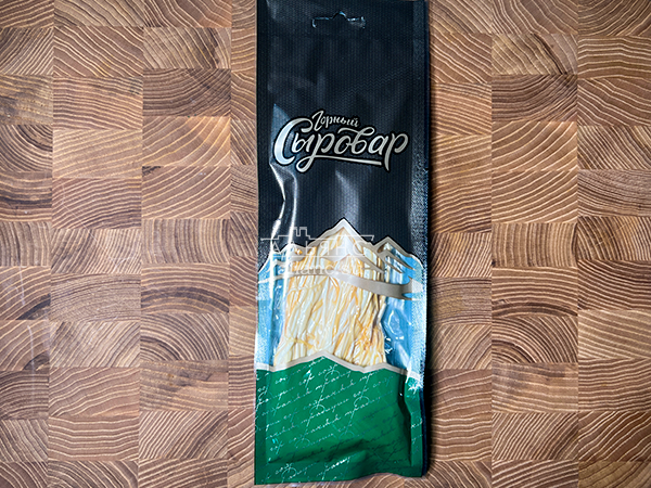 Сыр 60 гр ГОРНЫЙ СЫРОВАР (Паутинка копчёная) в Ульяновске